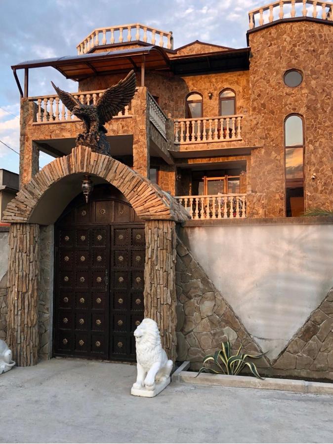 Гостевой Дом Siella Hotel Sukhumi Exterior foto