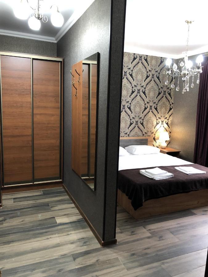 Гостевой Дом Siella Hotel Sukhumi Exterior foto